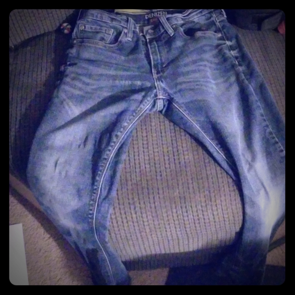 Jean's